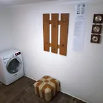 Octopus-2 Monteurwohnung In Zentrum! 2-zkb Im 2og *