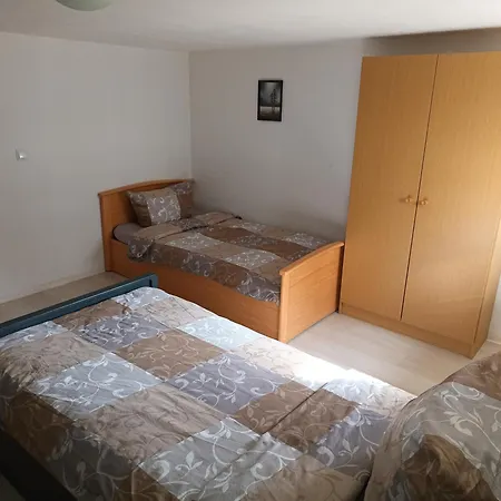 شقة Octopus-2 Monteurwohnung In Zentrum! 2-zkb Im 2og