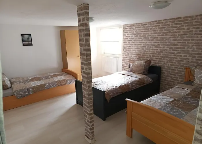 Octopus-2 Monteurwohnung In Zentrum! 2-zkb Im 2og 霍夫吉斯马尔